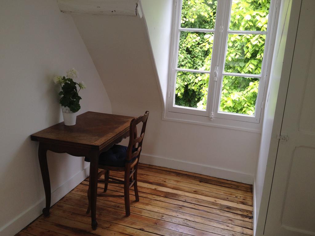 Les Graves Villa Villerville Room photo
